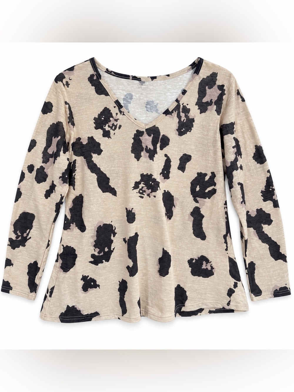 Boutique V-Neck Long Sleeve Top in Beige and Black Animal Print / Small